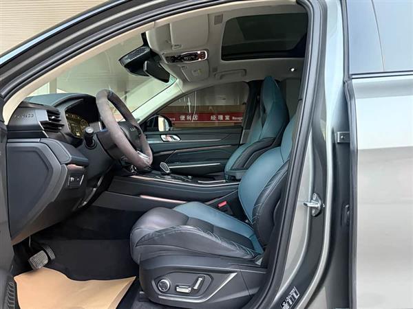 领克05 2020款 2.0TD 两驱耀Halo