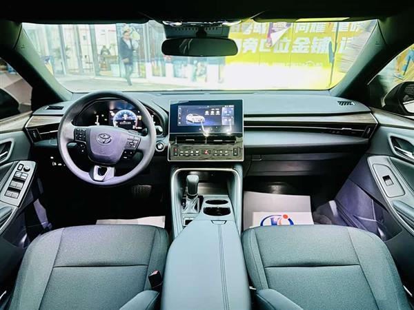 亚洲龙 2024款 2.0L 进取版