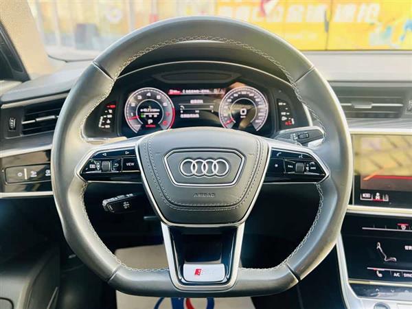 奥迪A6L 2023款 改款 55 TFSI quattro 尊享动感型