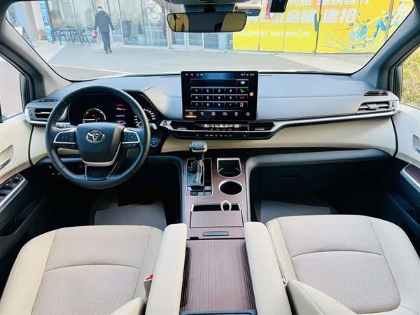 赛那SIENNA 2023款 2.5L混动 豪华版