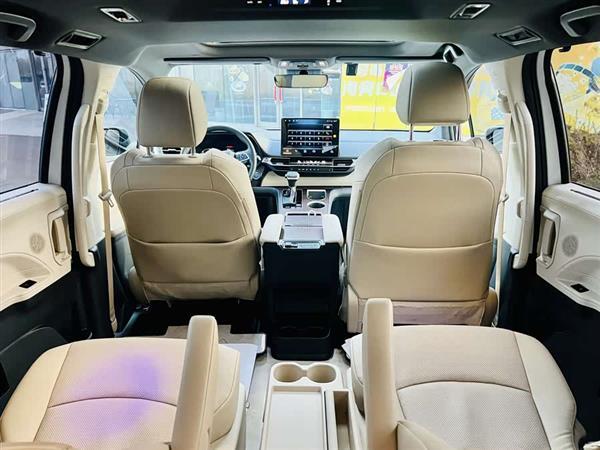 赛那SIENNA 2023款 2.5L混动 豪华版