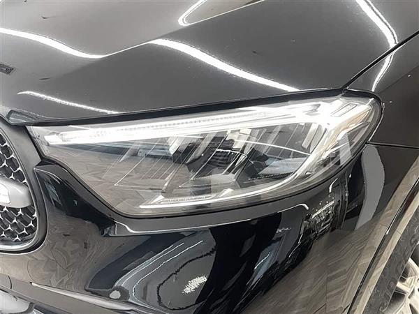 奔驰GLC 2023款 GLC 300 L 4MATIC 动感型 5座