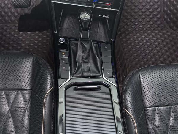 帕萨特 2020款 330TSI 豪华版 国VI