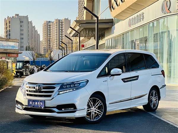 艾力绅 2019款 2.0L 混动豪华版