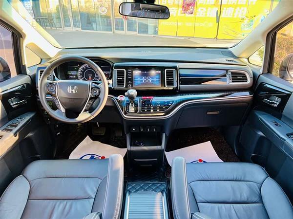 艾力绅 2019款 2.0L 混动豪华版