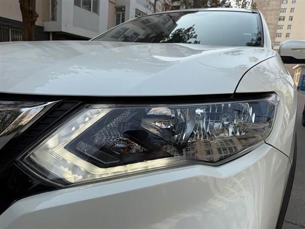 奇骏 2019款 2.0L CVT智联舒适版 2WD