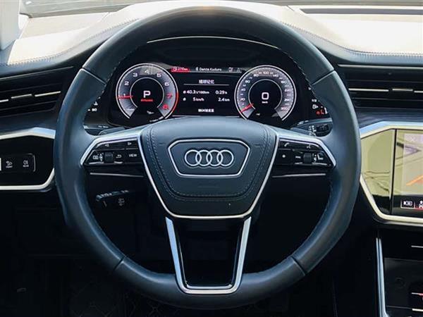 奥迪A6L 2023款 改款 45 TFSI quattro 尊享致雅型