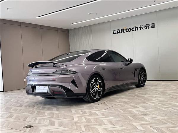 小米SU7 2024款 四驱超长续航高阶智驾Max版