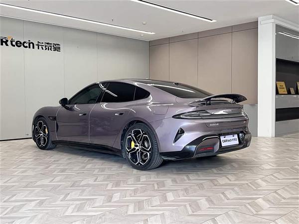 小米SU7 2024款 四驱超长续航高阶智驾Max版