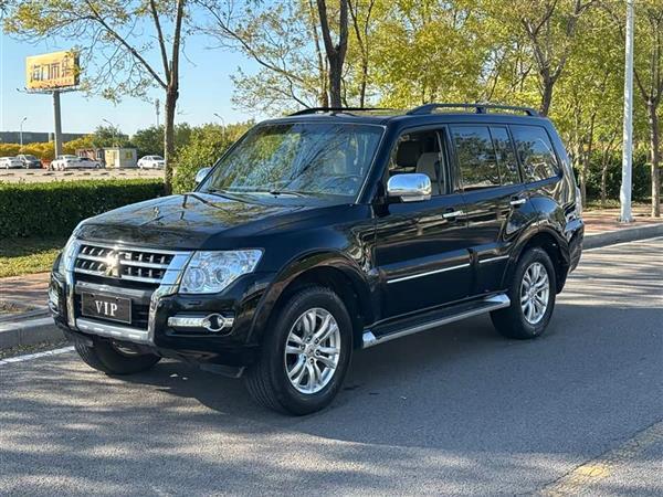 帕杰罗(进口)V97 2018款 3.8L 中东版