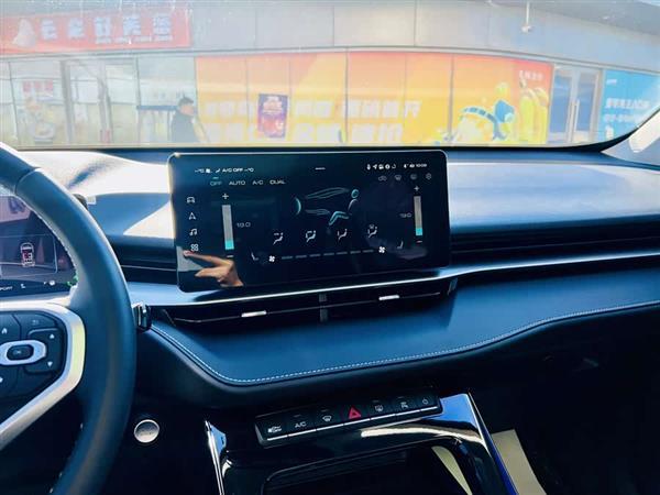 哈弗H6 2022款 第三代 1.5T 自动两驱Max