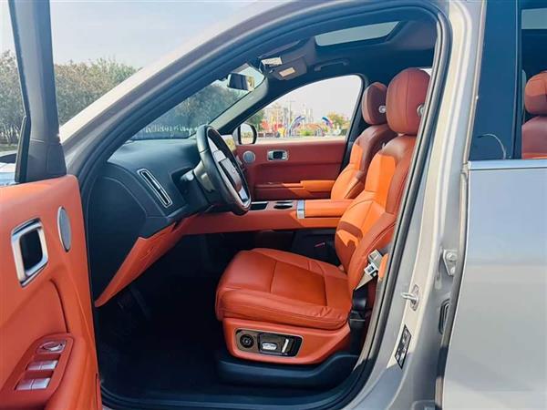 理想L8 2023款 Pro