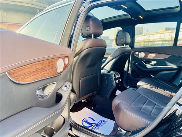 奔驰GLC 2021款 GLC 300 L 4MATIC 动感型