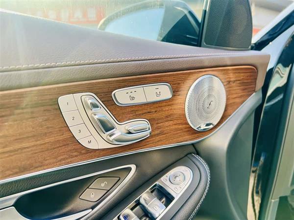 奔驰GLC 2021款 GLC 300 L 4MATIC 动感型