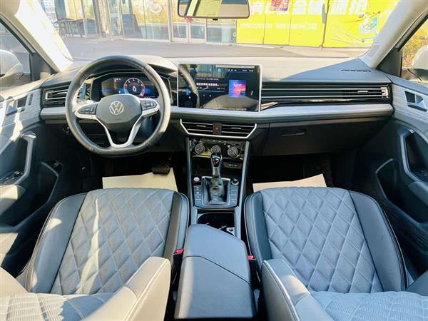 速腾 2024款 300TSI DSG超越版