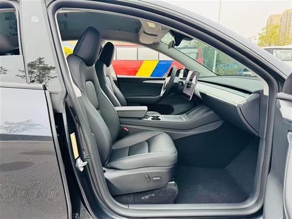Model Y 2024款 后轮驱动版
