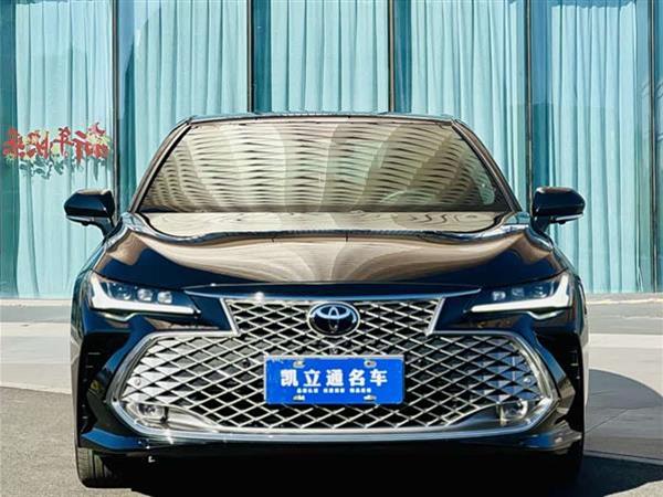 亚洲龙 2024款 双擎 2.5L XLE尊贵版