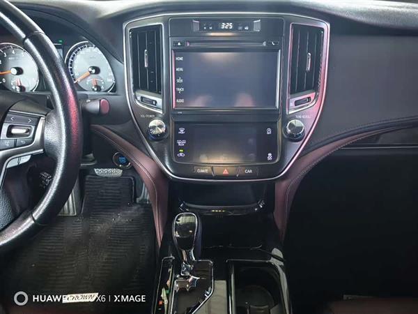 皇冠 2018款 2.0T 运动版