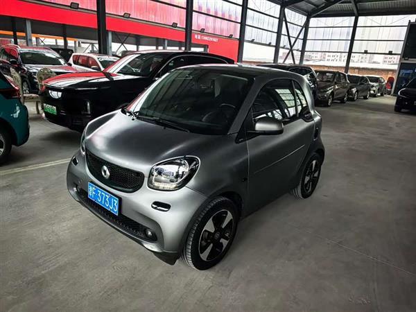 smart fortwo 2015款 1.0L 52千瓦硬顶激情版