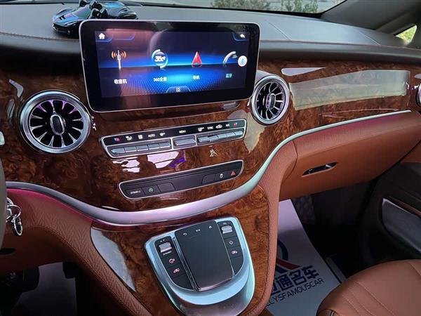 威霆 2023款 2.0T 商务版 7座