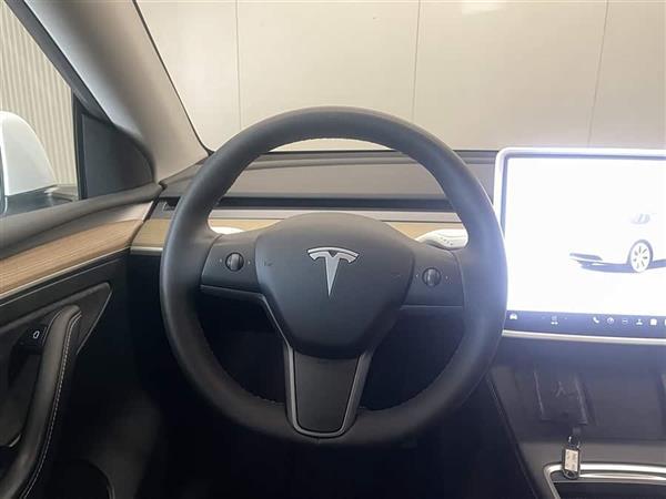 Model Y 2022款 改款 后轮驱动版