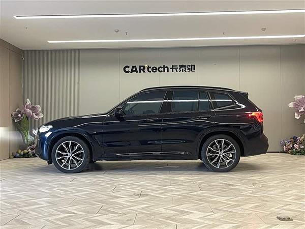 宝马X3 2023款 xDrive30i 领先型 M曜夜套装