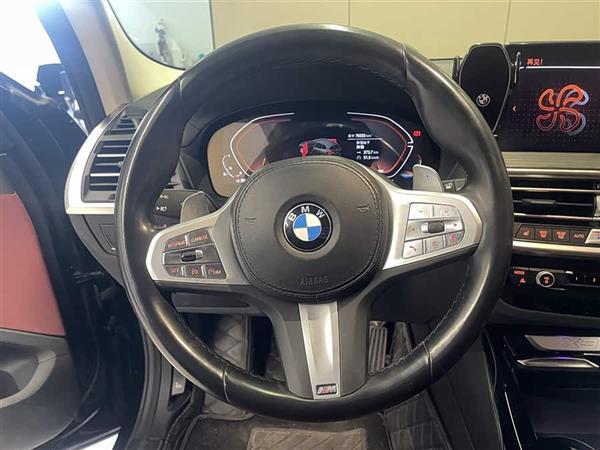 宝马X3 2023款 xDrive30i 领先型 M曜夜套装
