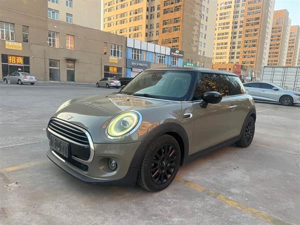 MINI 2019款 1.5T COOPER 经典派