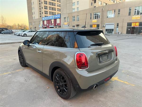 MINI 2019款 1.5T COOPER 经典派