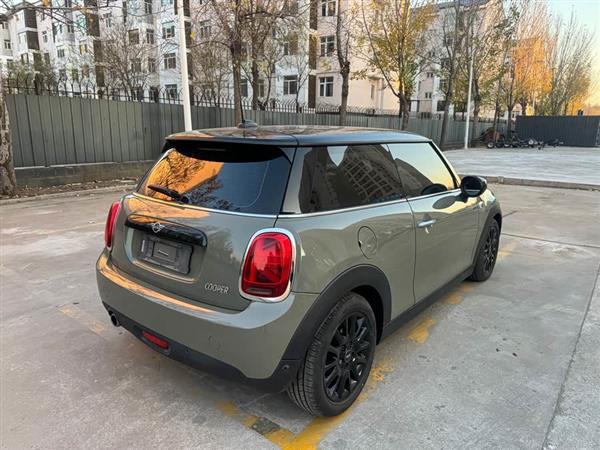 MINI 2019款 1.5T COOPER 经典派