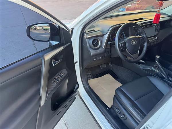 RAV4荣放 2013款 2.0L CVT四驱新锐版