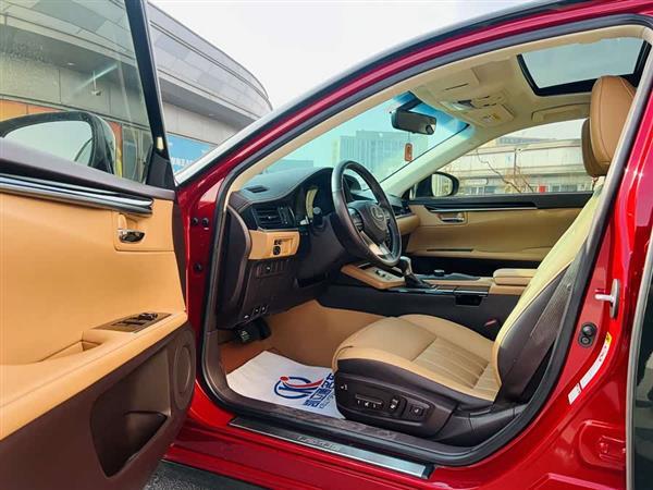 雷克萨斯ES 2015款 200 精英版