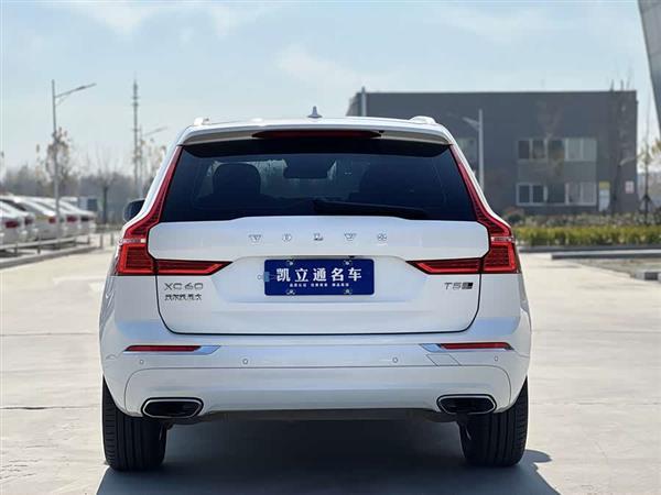 沃尔沃XC60 2020款 T5 四驱智逸豪华版