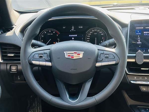 凯迪拉克CT5 2022款 28T 豪华型