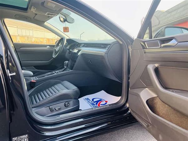 迈腾 2020款 330TSI DSG 领先型