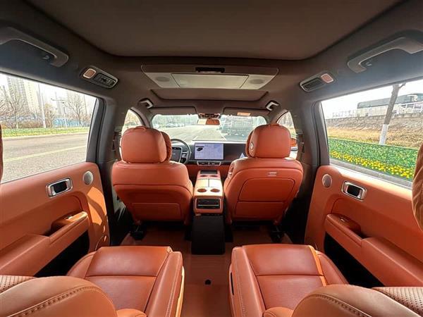 理想L9 2022款 Max