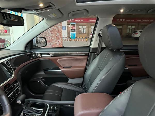 传祺GS8 2017款 320T 两驱豪华智联版（七座）