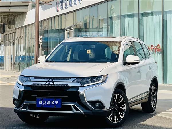 欧蓝德 2019款 2.4L 四驱致享版 5座 国V