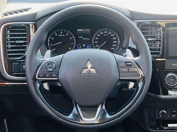 欧蓝德 2019款 2.4L 四驱致享版 5座 国V