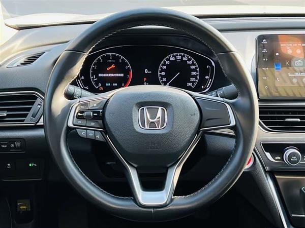 雅阁 2022款 260TURBO 豪华版