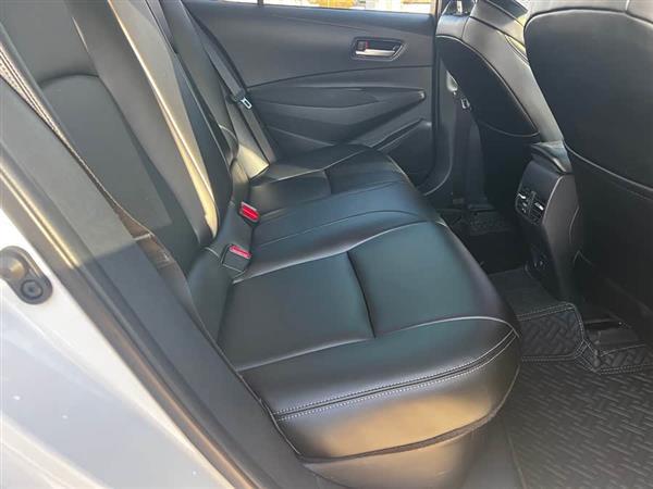 雷凌 2021款 双擎 1.8H E-CVT豪华版