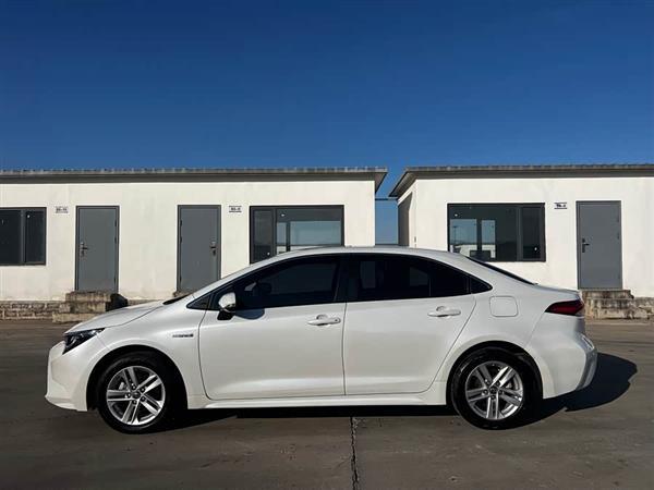 雷凌 2021款 双擎 1.8H E-CVT豪华版