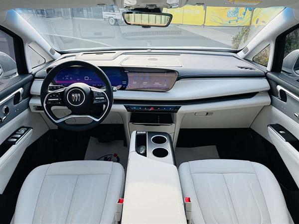 别克GL8新能源 2024款 陆尊 尊享版 7座