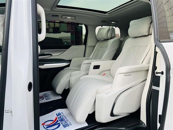 别克GL8新能源 2024款 陆尊 尊享版 7座