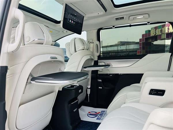 别克GL8新能源 2024款 陆尊 尊享版 7座