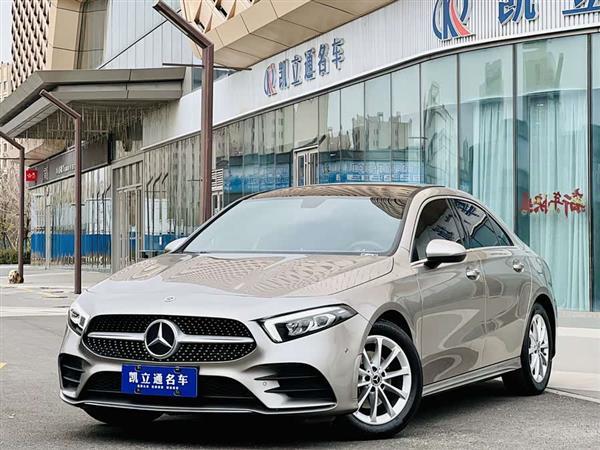 奔驰A级 2021款 A 200 L 运动轿车时尚型