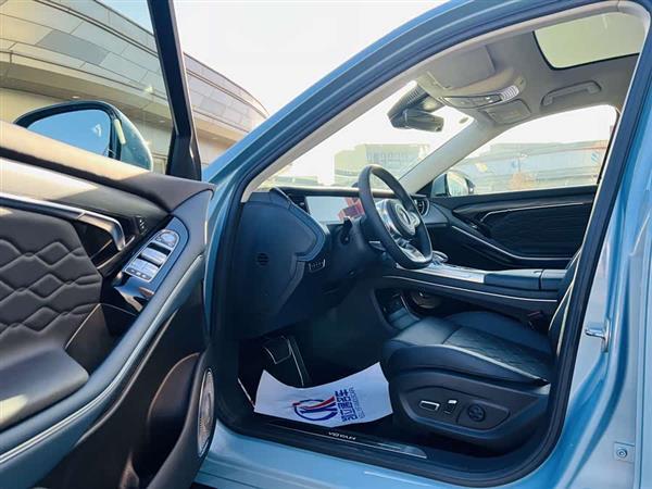 岚图FREE 2021款 四驱增程首发纪念版专属豪华套装