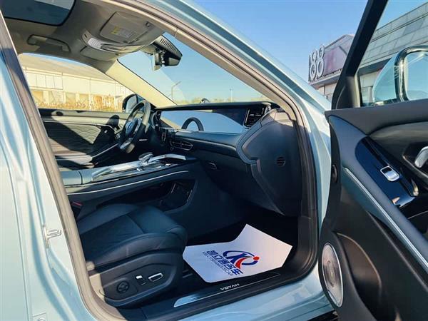 岚图FREE 2021款 四驱增程首发纪念版专属豪华套装