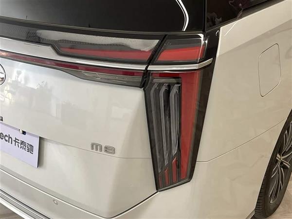 传祺M8 2024款 大师系列 400T 尊贵版