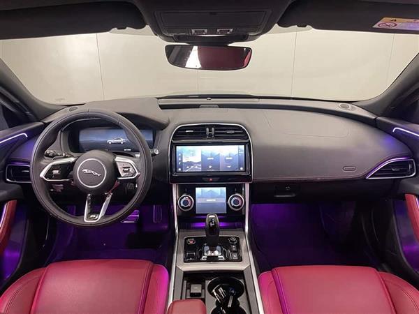 捷豹XEL 2023款 2.0T 250PS R-DYNAMIC S进取运动版